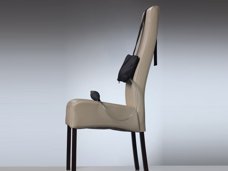 Dr. Winkler Bandscheibenfreund – das aufblasbare Rückenkissen mit Handpumpe